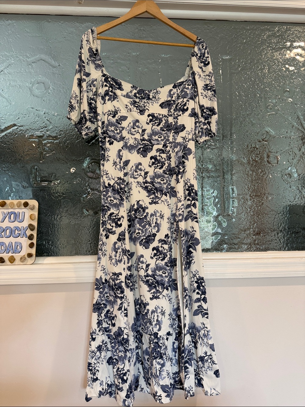 White and Navy Floral Square-Neck Midi Dress M